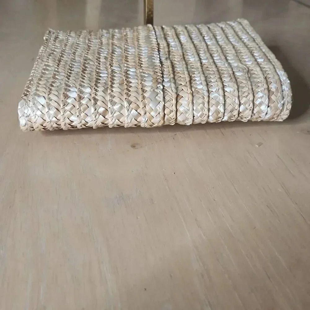 EWC woven straw envelope clutch - Picture 3 of 4